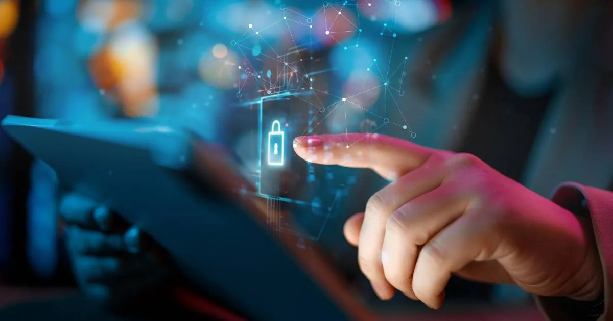 MCom defende cibersegurança como estratégia para atrair investimento em infraestrutura digital