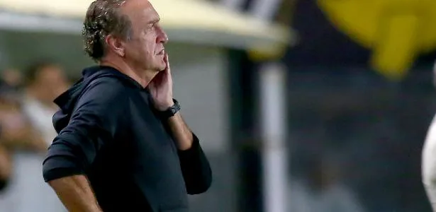 Santos sofre com fragilidade da zaga e pode ter improvisos contra o Vasco