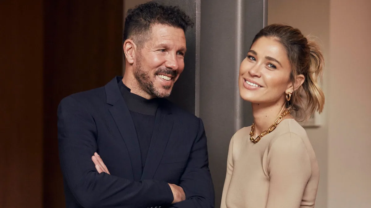 Así es la espectacular casa de Carla Pereyra y Diego Simeone en Madrid: del salón con piezas icónicas de diseño al dormitorio con alma de suite de lujo