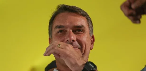 'Ideias muito parecidas com as minhas', diz Flávio sobre apoio de Cury