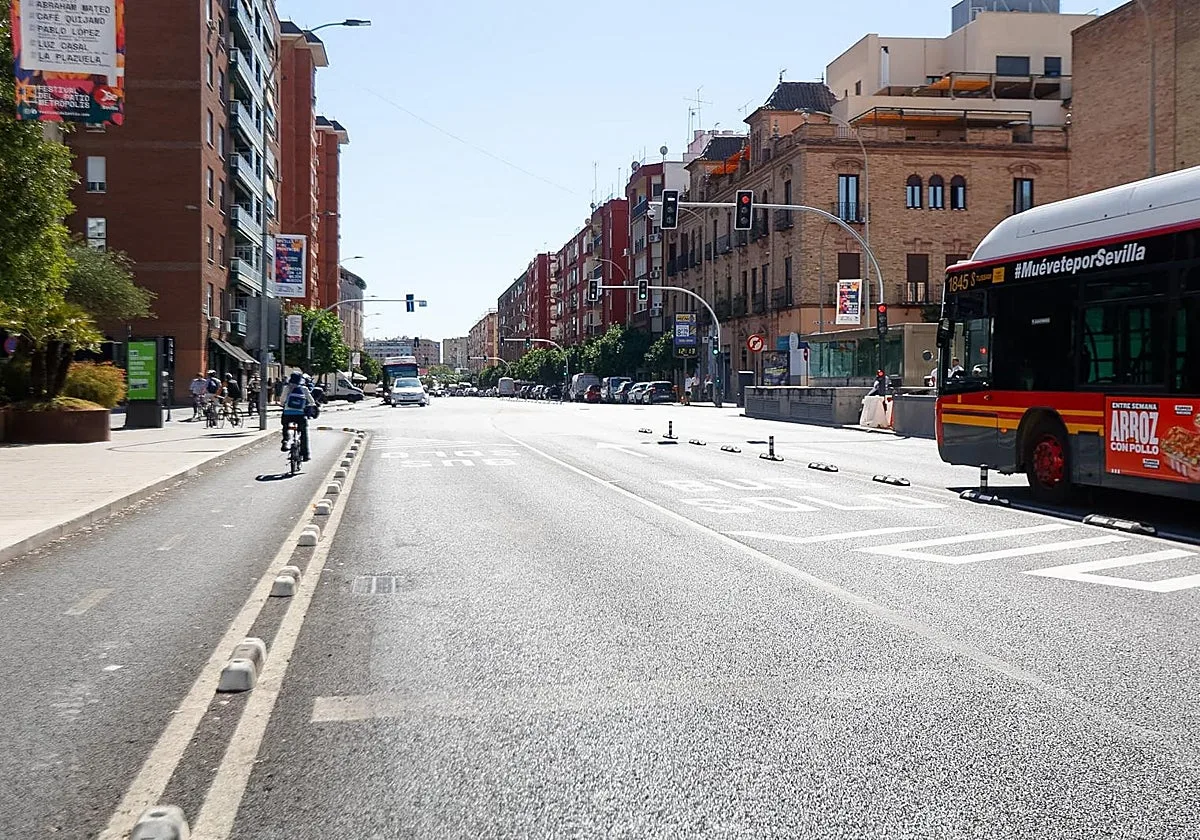 Así queda José Laguillo tras las obras del tranvibús: sólo un carril desde Santa Justa