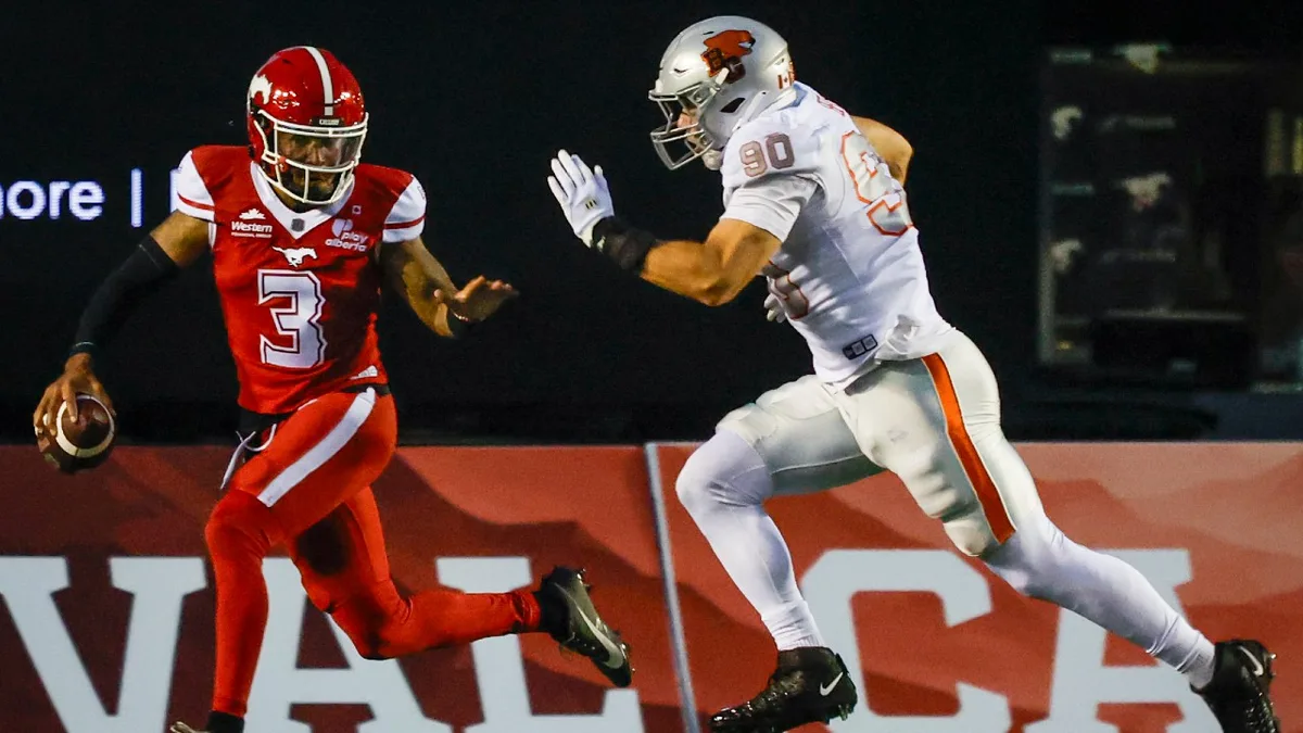 Stampeders QB Vernon Adams injured in loss to Lions