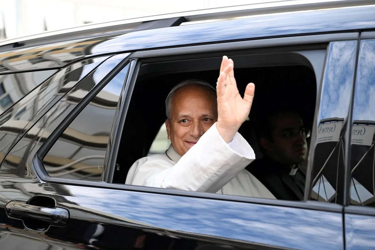 Pope Leo returns to Vatican four days after lung cancer surgery