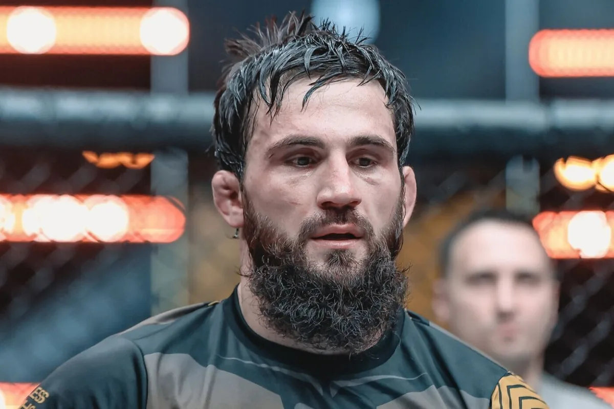 Боец UFC Вагаев оценил выступление Ислама Махачева в бою с Иэном Гэрри