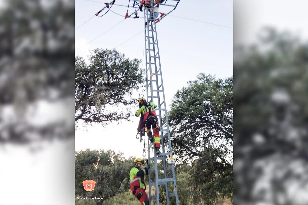 Girl suffers severe electrical burns after climbing pylon ‘for social media trend’