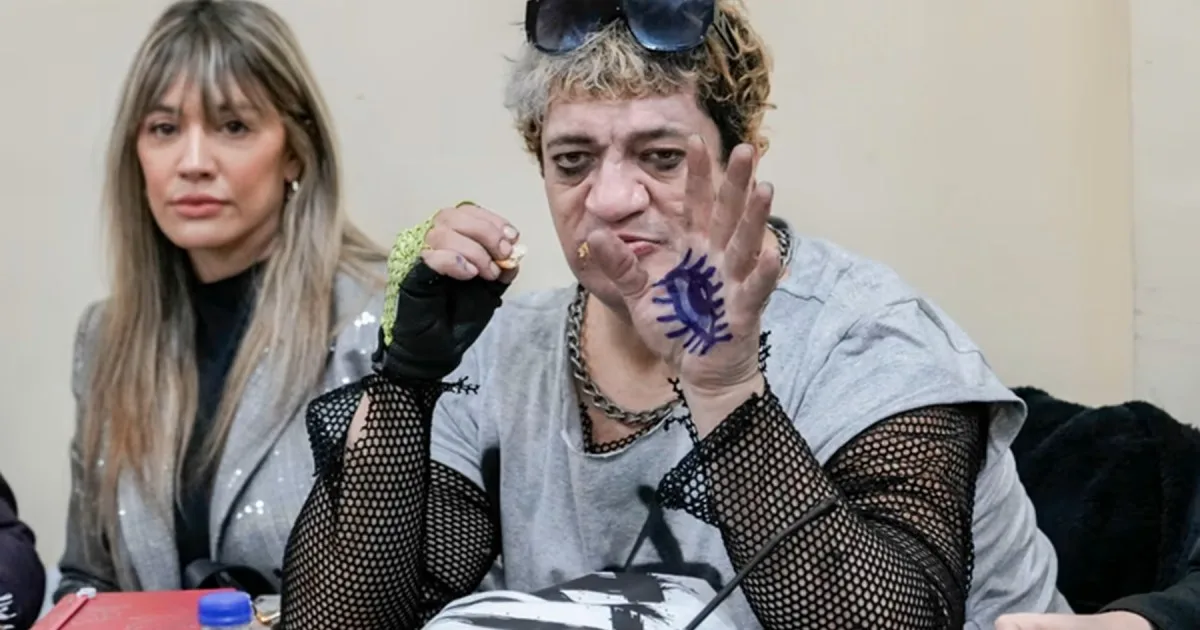 Pity Álvarez chocó con otro auto en Chacarita y se retiró sin entregar documentación
