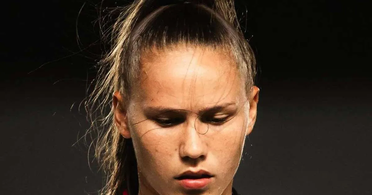 Saiba quem é Brendha, destaque da base do Flamengo; veja números