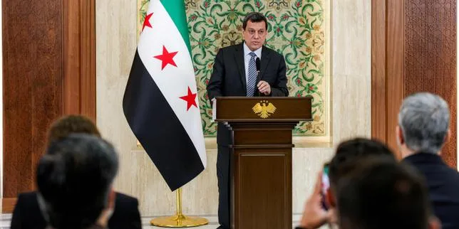 « Absolument historique » : en Syrie, le chef des puissantes forces kurdes annonce leur dissolution