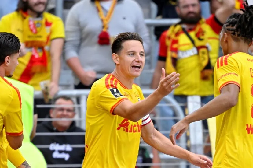 Bientôt « centenaire » ? Auteur de 99 buts en L1, Florian Thauvin pourrait connaître une grande joie samedi à Strasbourg : « J'ai hâte d'arriver à cette barre, c'est un objectif pour moi, une énorme fierté »