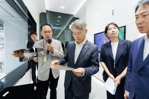 민형배 시장, SK하이닉스 이천캠퍼스 방문…반도체 협력 논의
