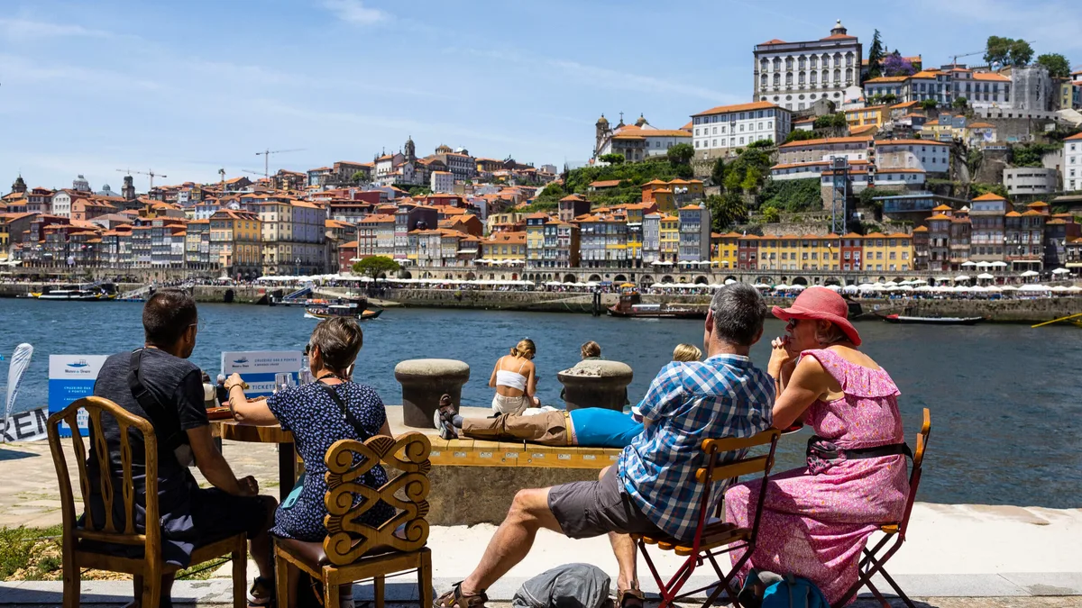Receitas continuam a crescer. Turistas gastam 12,9 mil milhões em Portugal no primeiro semestre