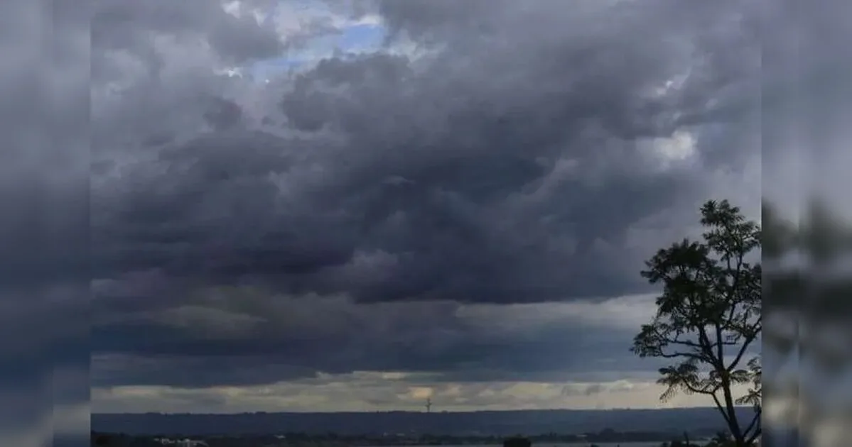 Inmet emite alerta amarelo de tempestade para 254 cidades do Paraná