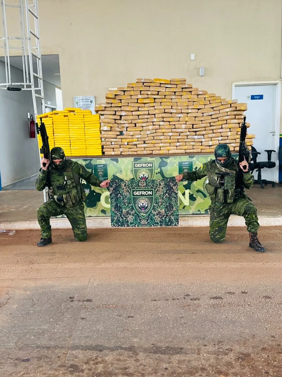 200 kg de drogas são apreendidos em carreta de combustível no Acre