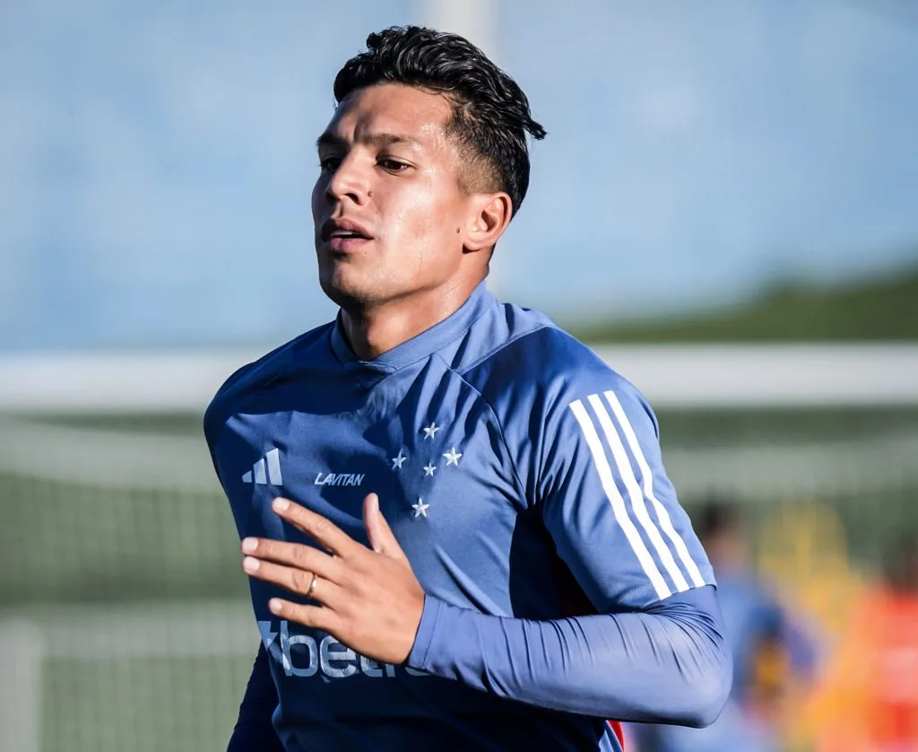 Capitão do Cruzeiro não é relacionado para o jogo contra o Bragantino