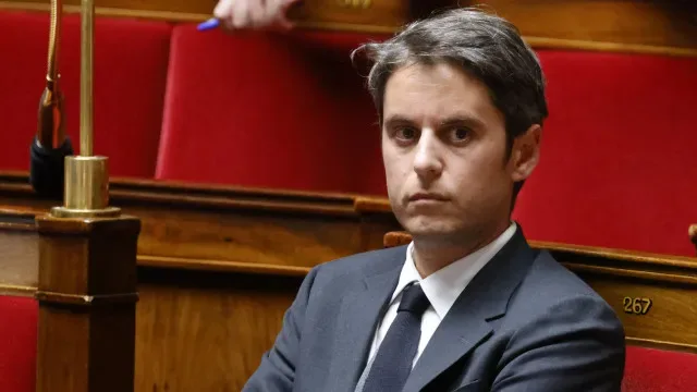 França investiga interferência russa contra três figuras políticas