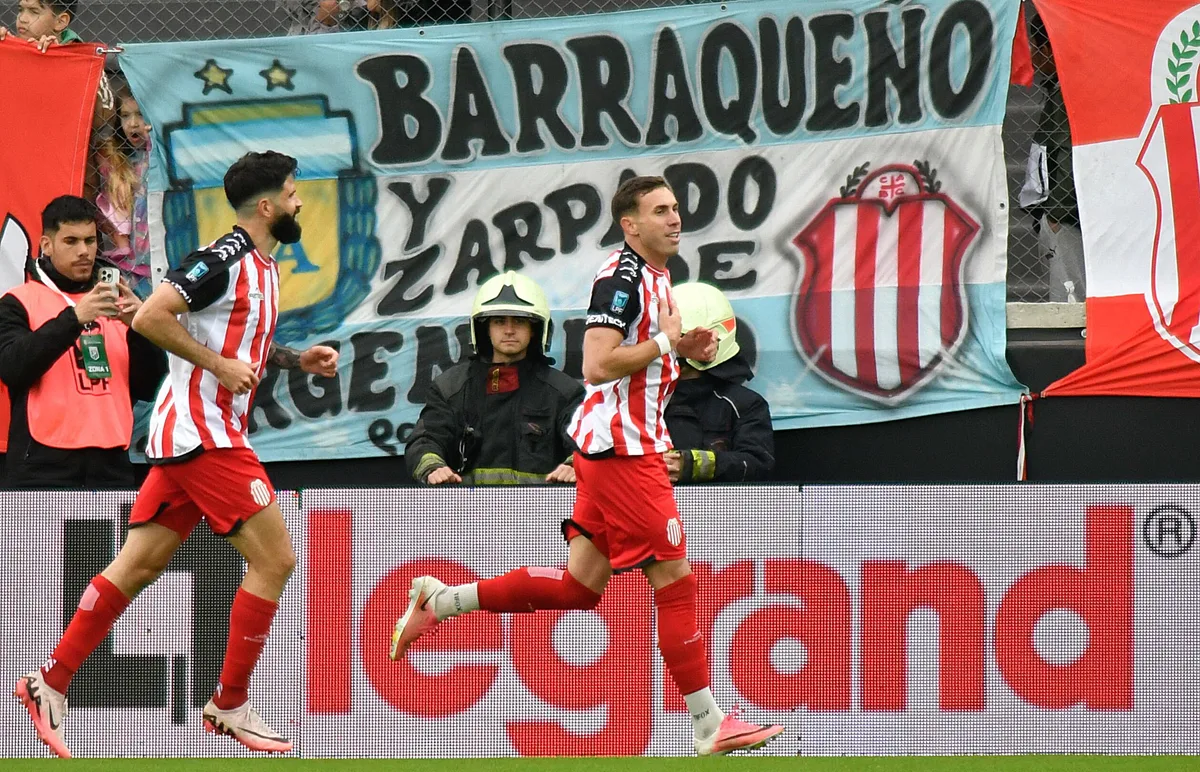 Barracas Central activó la ley del “ex” y le ganó a Huracán con dos goles de Briasco