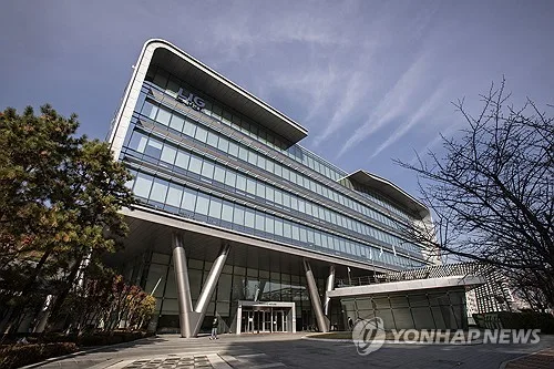 LIG D&A, 임원 뇌물 혐의에 "한국형 전자전기 사업 수주와 무관"