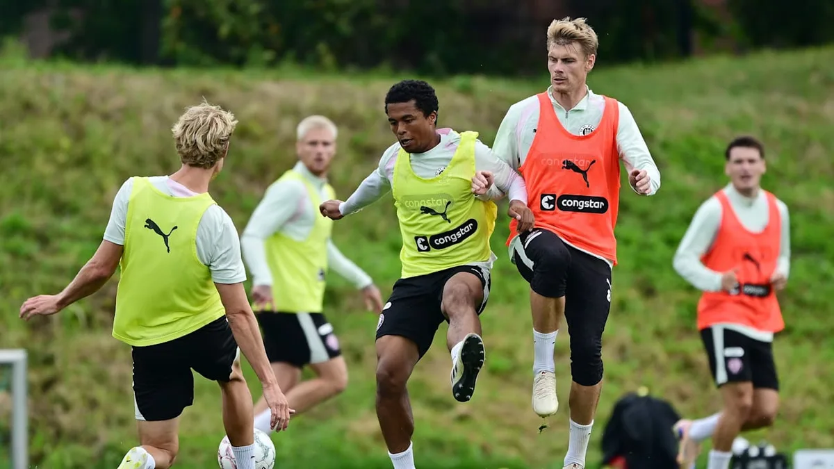 St. Pauli wartet nicht ewig - Transfer-Druck für Fujita und Smith