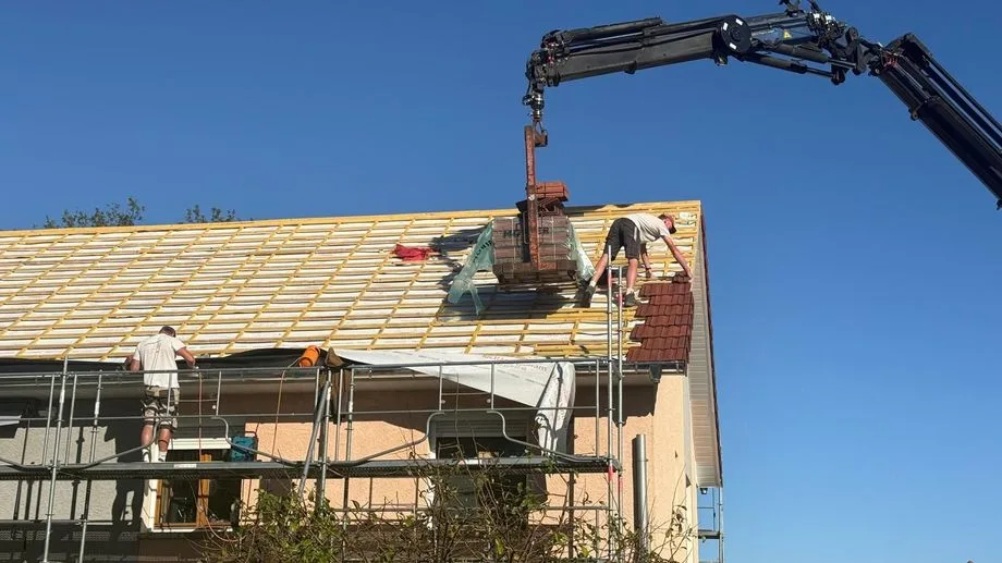 Doubs : un mois après l'orage de grêle à Pouligney-Lusans, les sinistrés ont la tête dans les démarches administratives