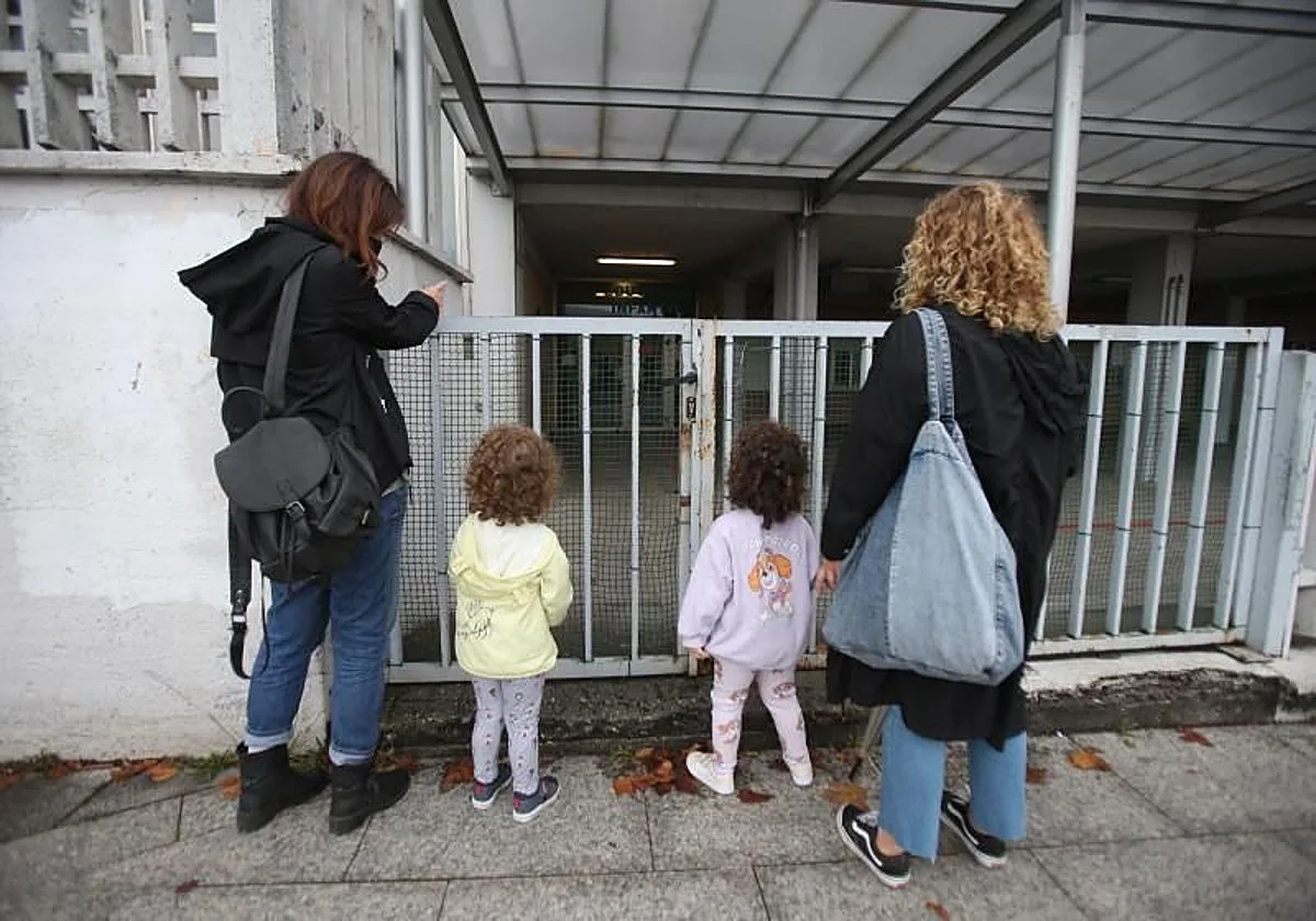 La Xunta invertirá 175 millones más para tener casi mil profesores más