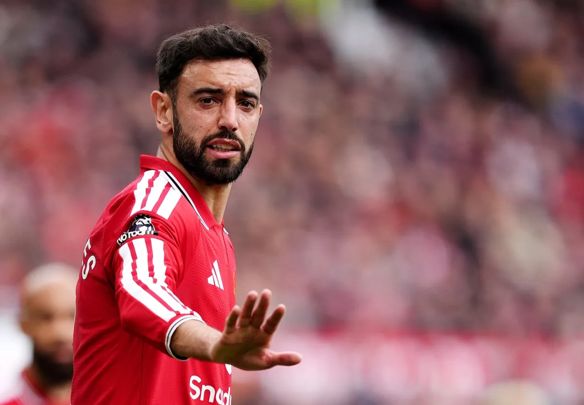 Manchester United face Bruno Fernandes transfer challenge with 'offer prepared'