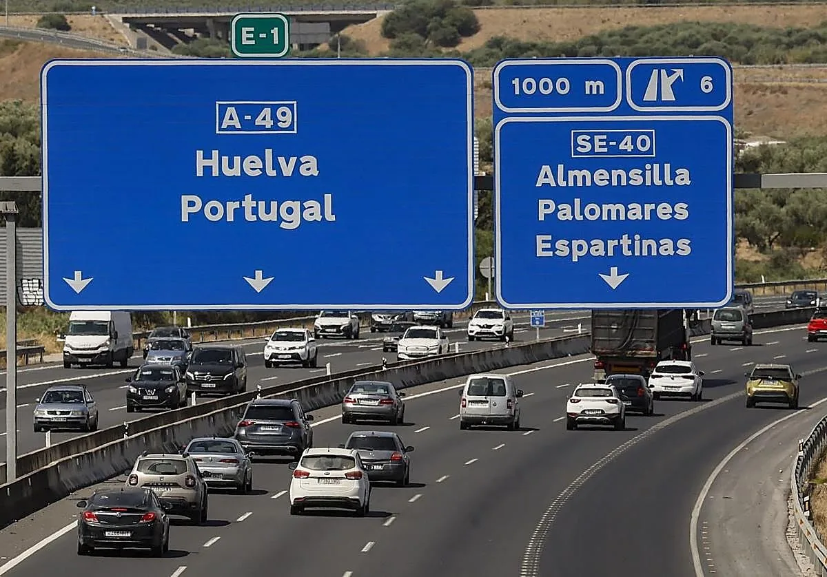 Operación especial de tráfico para el puente del Pilar: las horas punta y las carreteras más afectadas en Andalucía