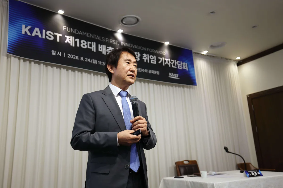 배충식 카이스트 총장 “내년 전 교과목 AI 체계로… 교수 750명 모두 AI 한다”