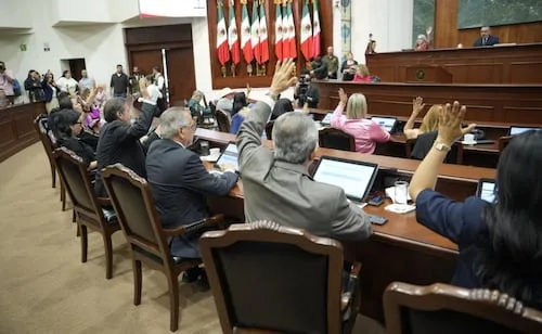 Convocan a sesión extraordinaria del Congreso de Sinaloa para este domingo 23 de agosto; analizarán nueva licencia de Rubén Rocha Moya