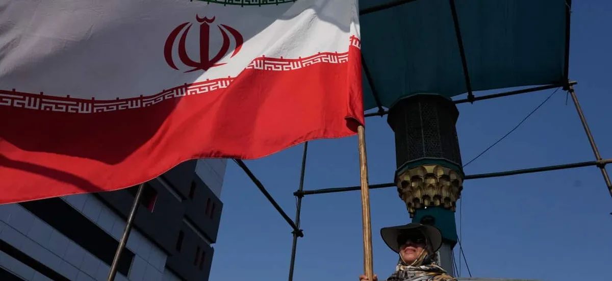 Iran to go 'full offensive' if diplomacy fails as Trump threatens to bomb Oman