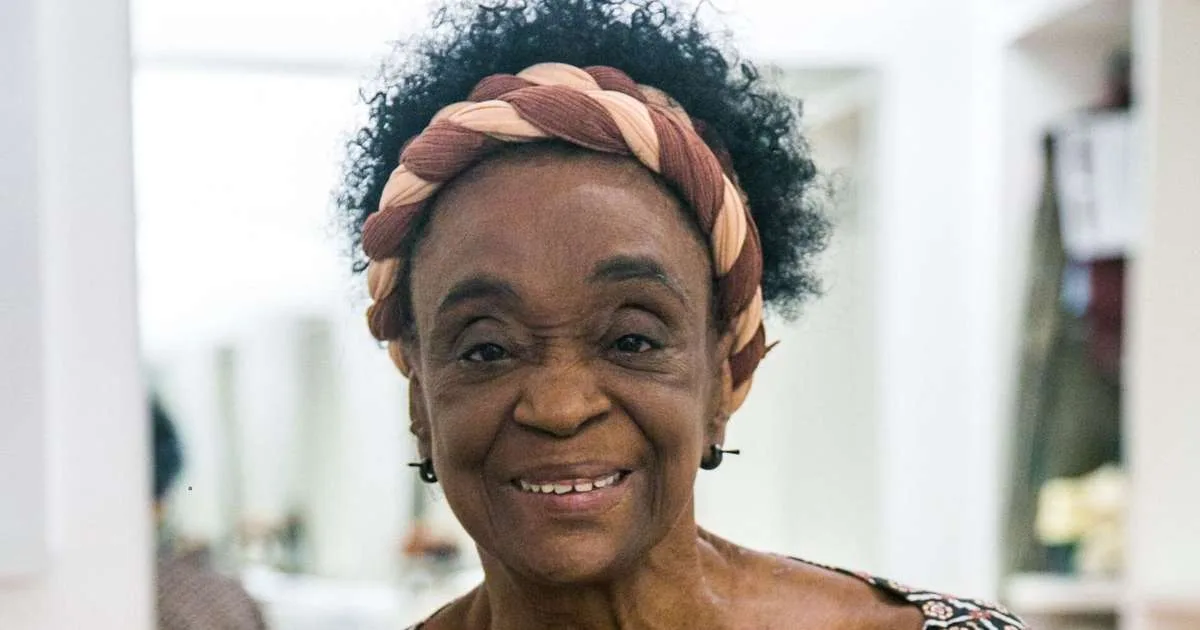 O último aplauso de Léa Garcia aos 90 anos: há 3 anos e com 7 décadas de carreira, atriz morreu poucas horas antes de ganhar prêmio à altura de trajetória brilhante e de luta incansável contra o racismo