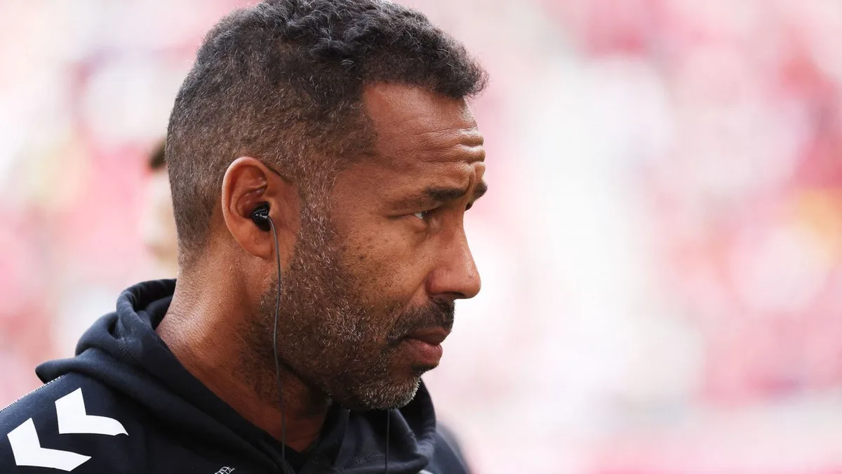Fußball-Bundesliga: Sorgen-Start: Werder wankt schon wieder