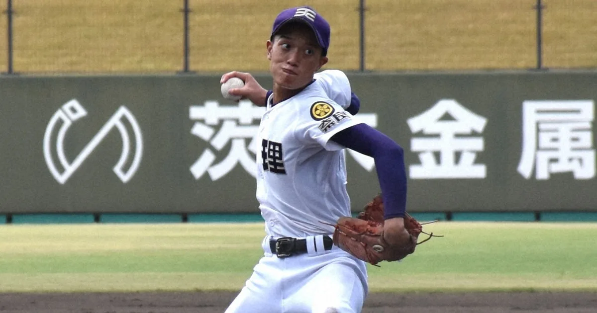 3年ぶり4強の天理、DH解除のエースが圧倒 全国高校軟式野球