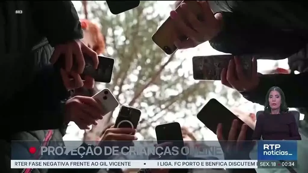 Bruxelas quer limitar redes sociais a menores