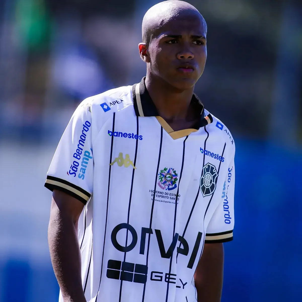 Rio Branco-ES acerta transferência de Arthur Oliveira para o Internacional e mantém 30% dos direitos