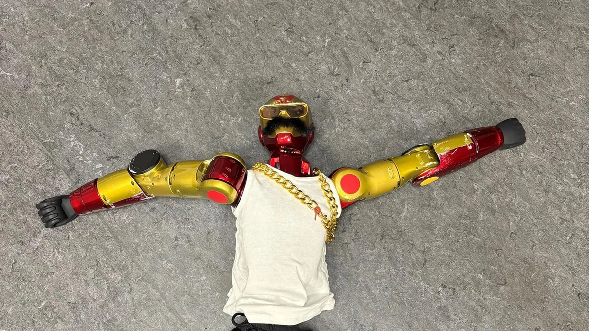 Belästigung: Ferngesteuerter Roboter belästigt 16-Jährige in Köln sexuell