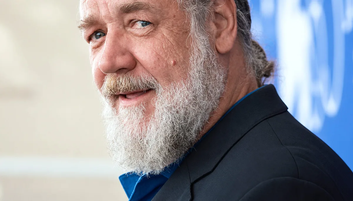 Russell Crowe, actor: "Estoy harto de que los famosos usen su fama para promover una causa. Deja un cheque en el lugar correcto y cállate"
