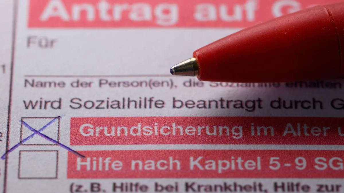 Sozialausgaben: Staat zahlt erneut mehr für Sozialhilfe