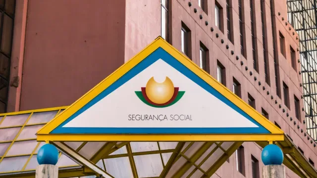 Seg. Social em "posição confortável"? "Leitura incorreta e incompleta"
