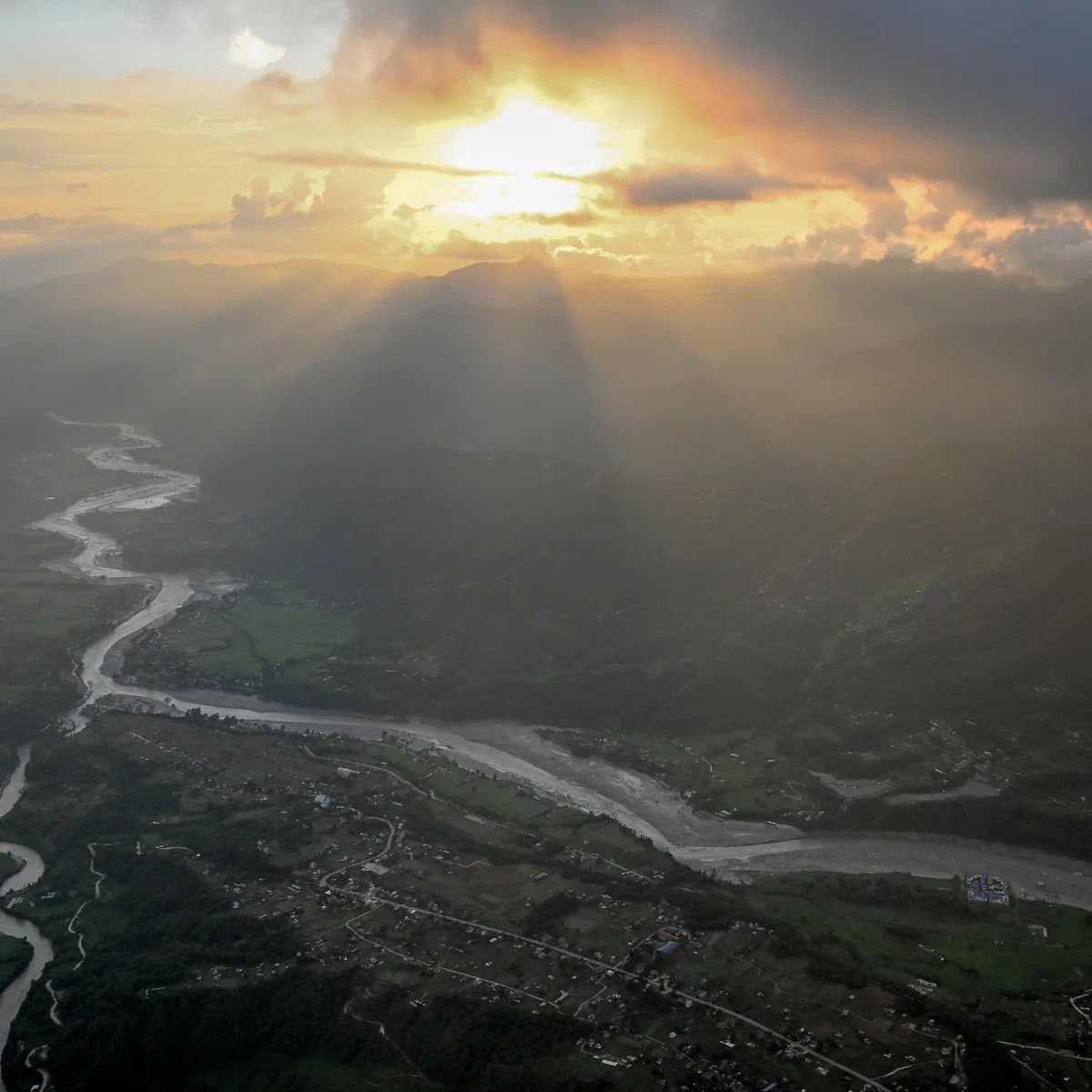 China Says 261 Foreigners From 23 Countries Are Missing in Tibet Flood