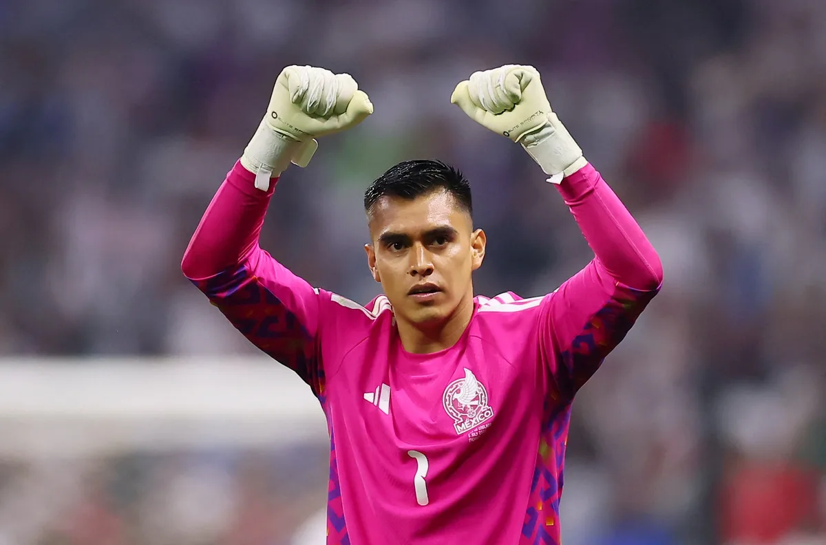 Dinamo Zagreb pone la mira en Tala Rangel: el campeón de Croacia quiere al portero de Chivas