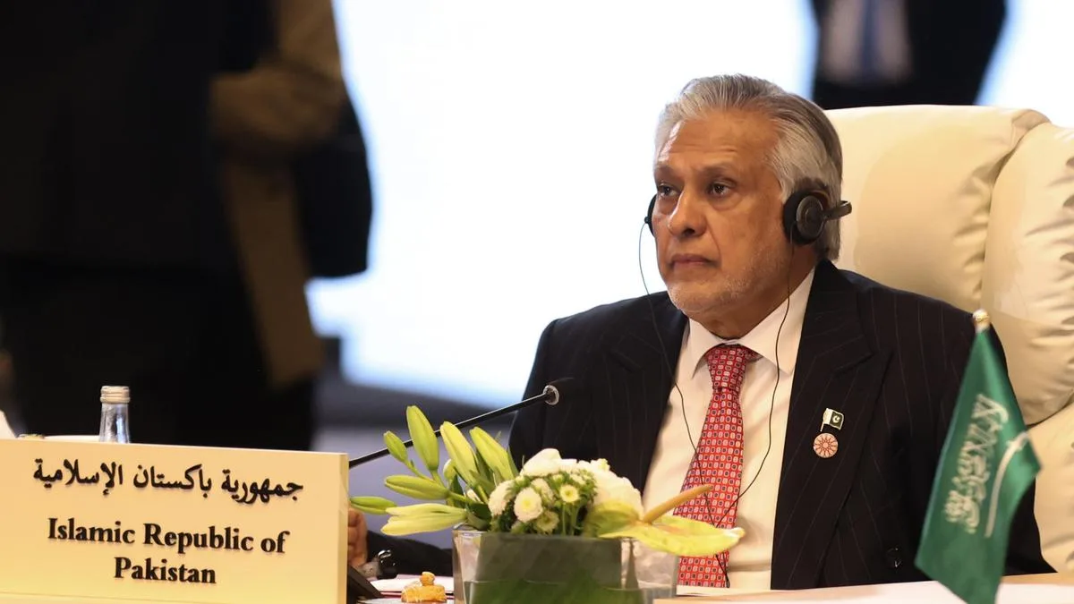 Pakistan’s Dar, Munir arrive in Turkiye ahead of first Makkah defence pact meeting