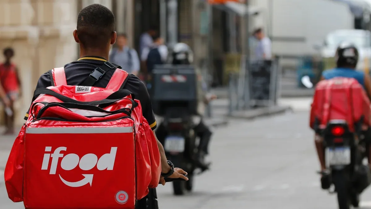 Só 0,5% da frota: o que falta para as motos elétricas estourarem no Brasil?