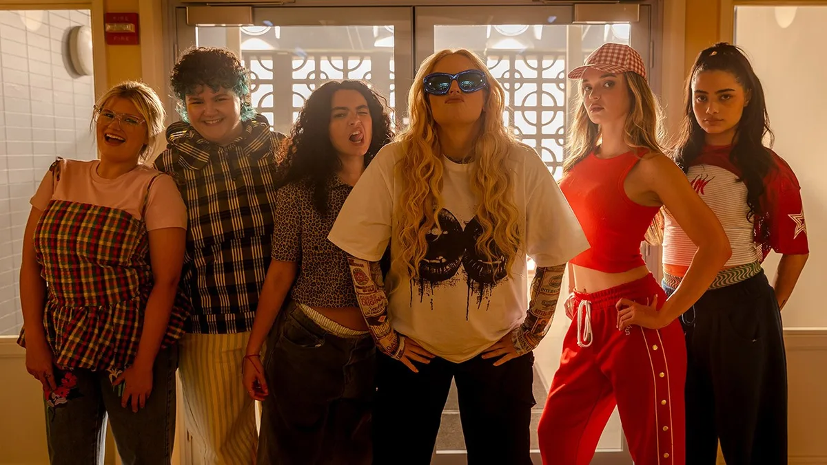 ‘Girl Group’ Review: Rebel Wilson Writes, Directs and Stars in Derivative Pop Slop as Bland and Unimaginative as Its Title