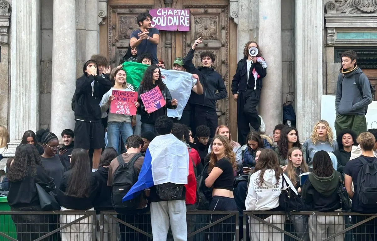 Colère des lycées : « Ça fait du bien d’avoir le temps de se parler »… Comment la mobilisation rapproche les ados ?