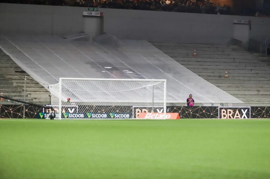 Athletico faz promoção de ingressos para jogo deste sábado