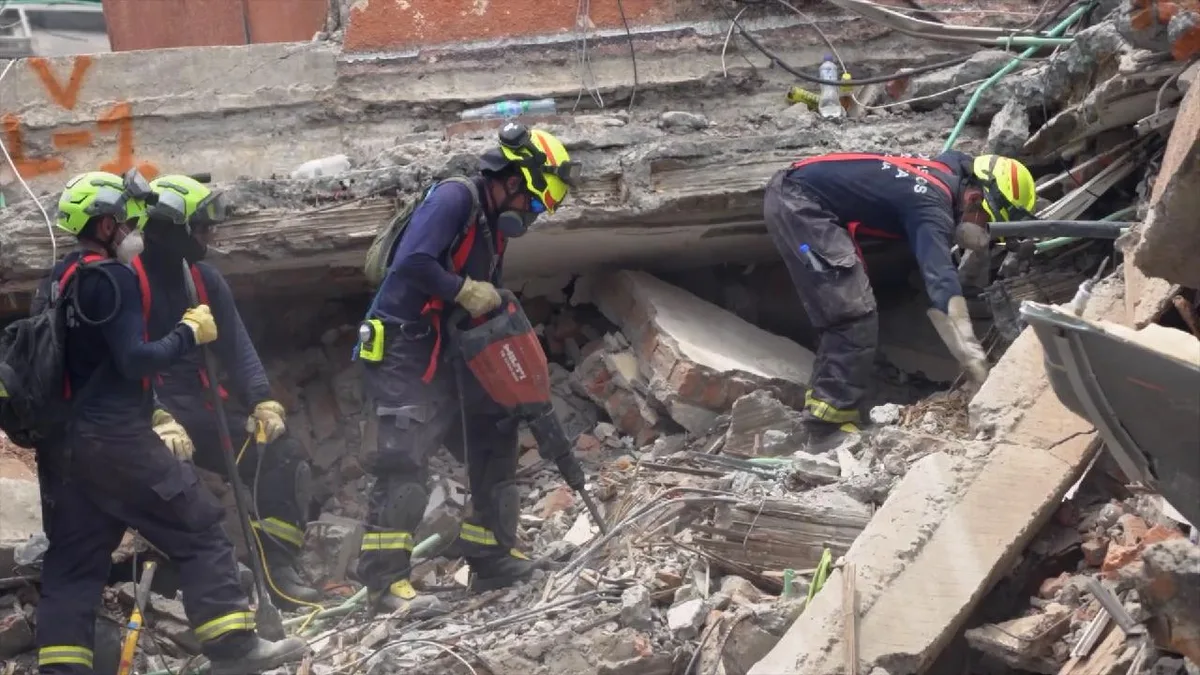 Rescue teams and volunteers race to find survivors after earthquake