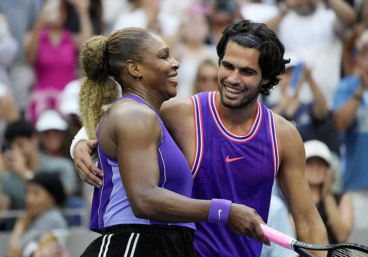 «¿Y esa melena?»: Alcaraz desata la locura junto a Serena en su regreso al tenis