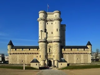 Avec le festival Nuits de lumière, le château de Vincennes met à l’honneur les arts numériques dans un parcours immersif