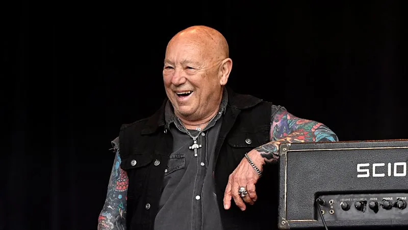Rock legend Angry Anderson suffers a cardiac arrest