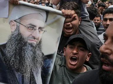 Lebanon passes a controversial general amnesty law